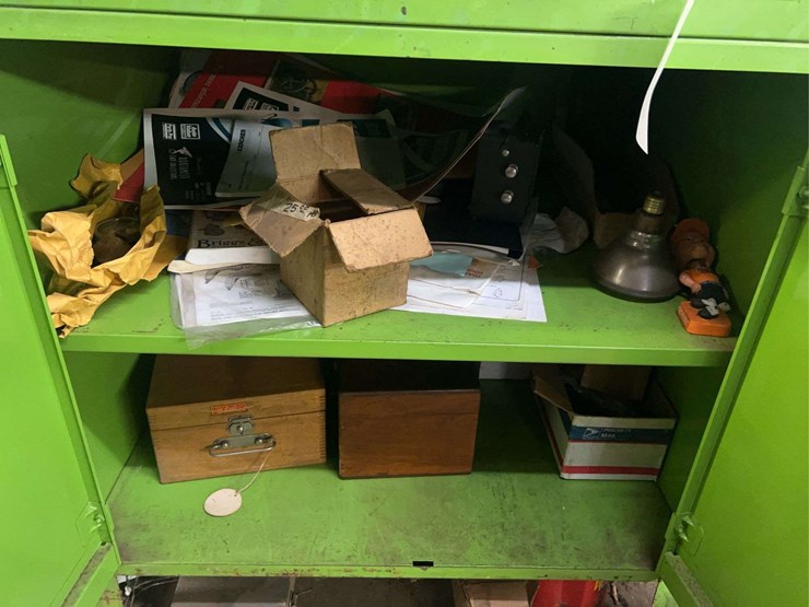 cabinets,-tools,-and-drill-presses-image-9