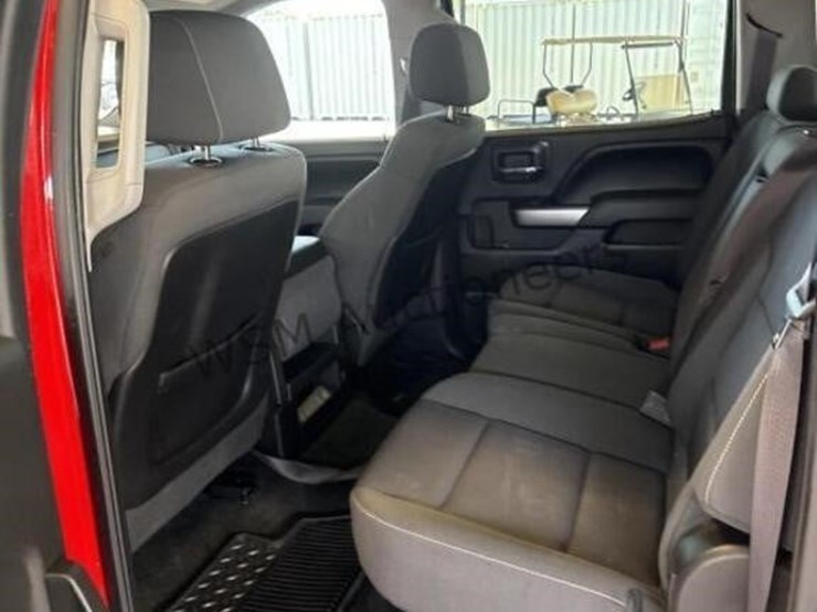 2015-chevrolet-silverado-1500-image-23