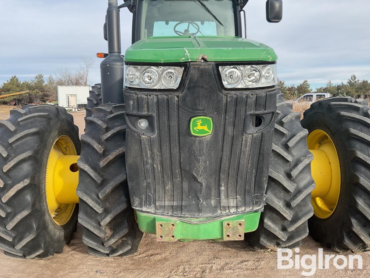 john-deere-8260r-image-10