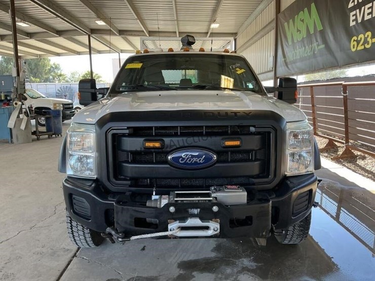 2016-ford-f550-image-3