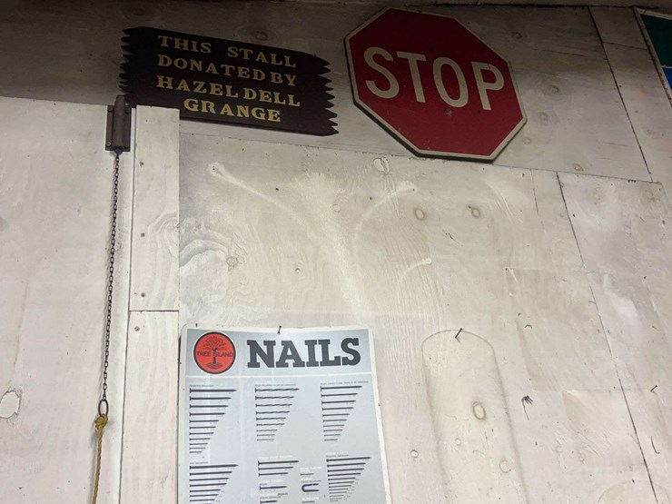 contents-of-wall-image-8