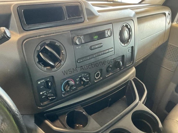 2009-ford-e150-image-20