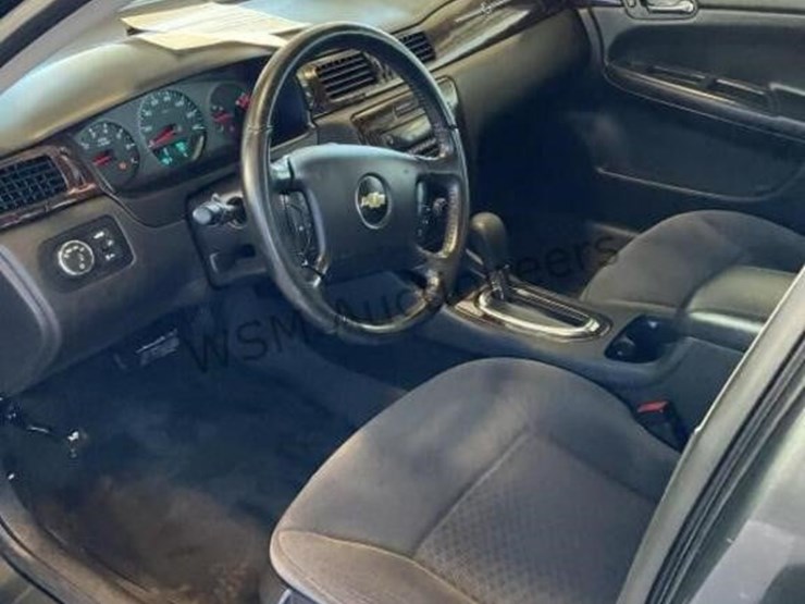 2014-chevrolet-impala-sdn-image-21