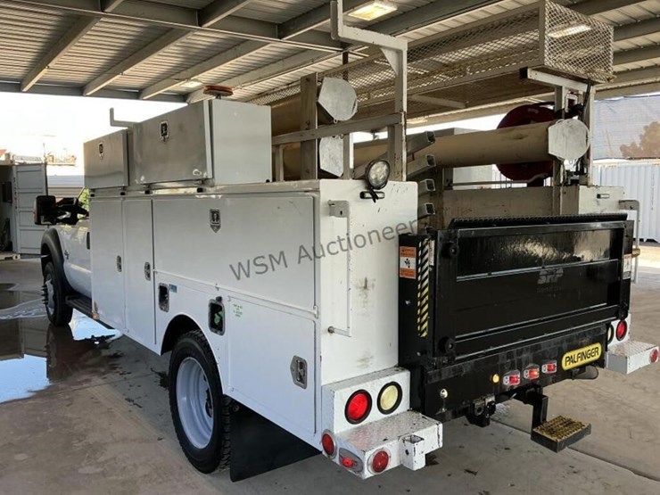 2014-ford-f550-image-5