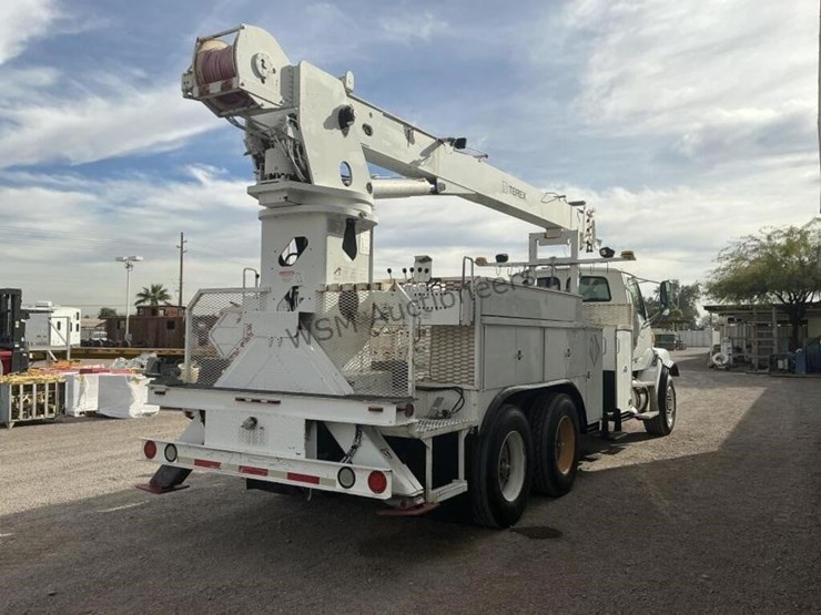 2007-sterling-l7500-image-5