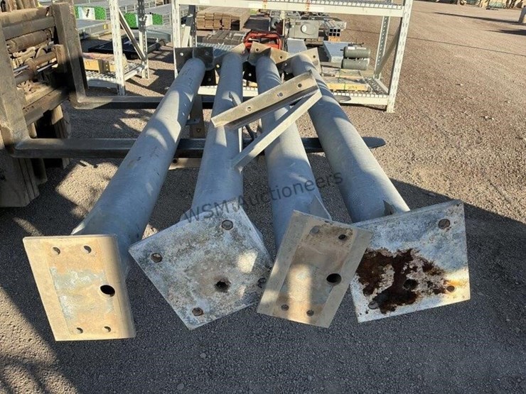 (4)-galvanized-lights-posts-image-3