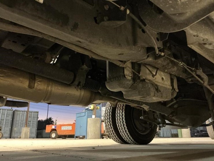 2017-ford-f450-image-28