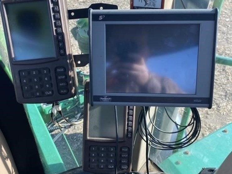 john-deere-4700-image-7