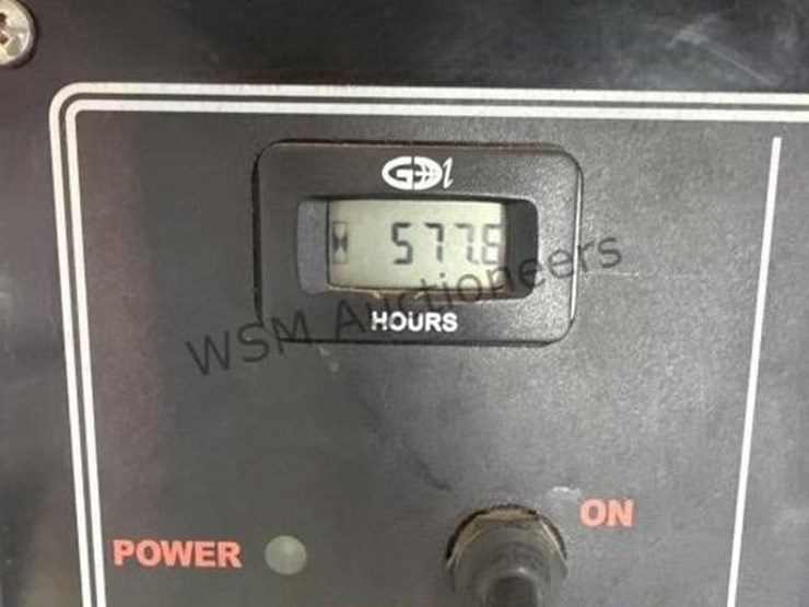 2016-ford-f550-image-11