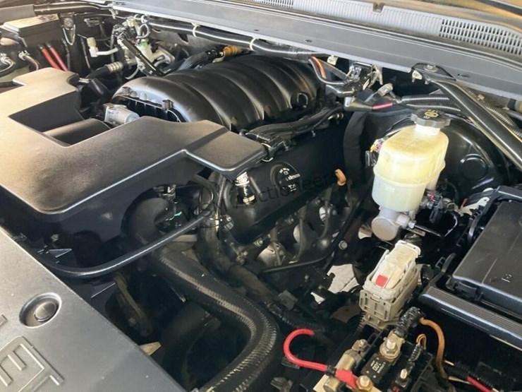 chevrolet-tahoe-image-10