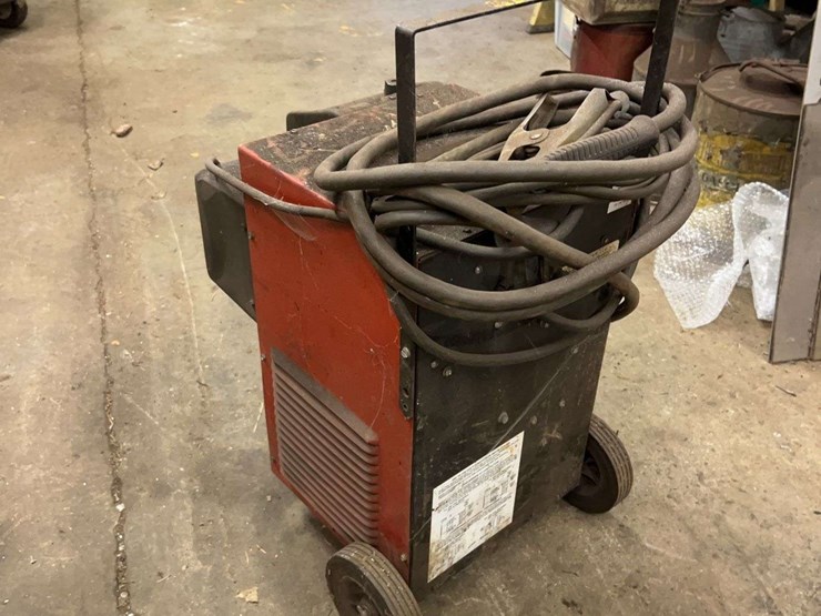 century-plasma-cutter-image-2