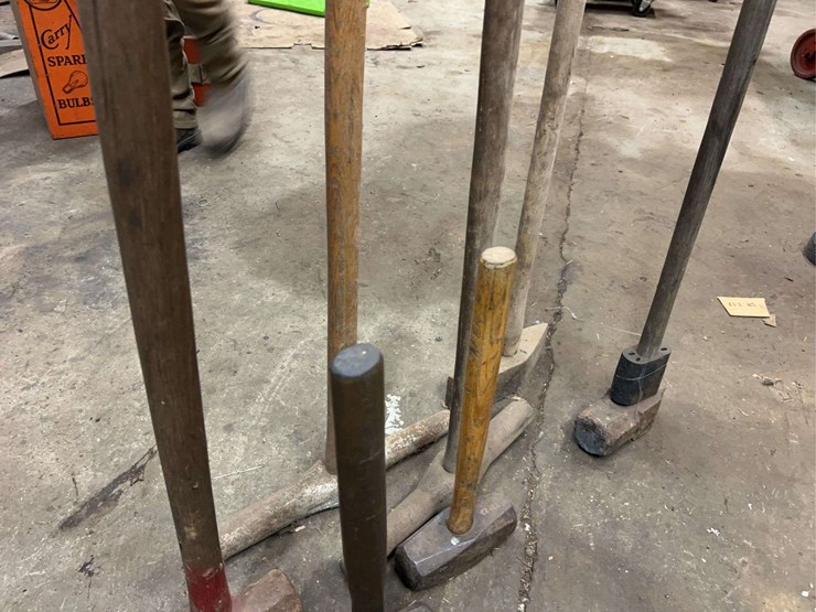 (7)-sledgehammers-image-3
