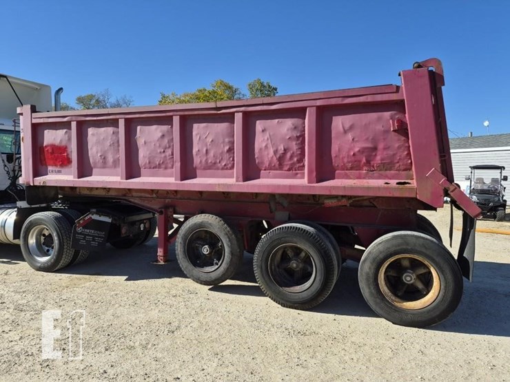 heil-trailer-image-11