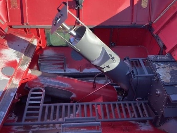 massey-ferguson-9695-image-16