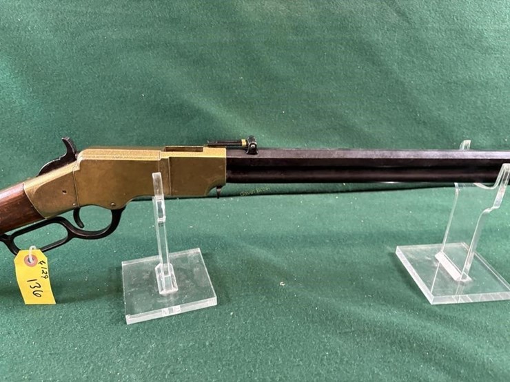 1860-henry-replica-non-firing-rifle-image-3
