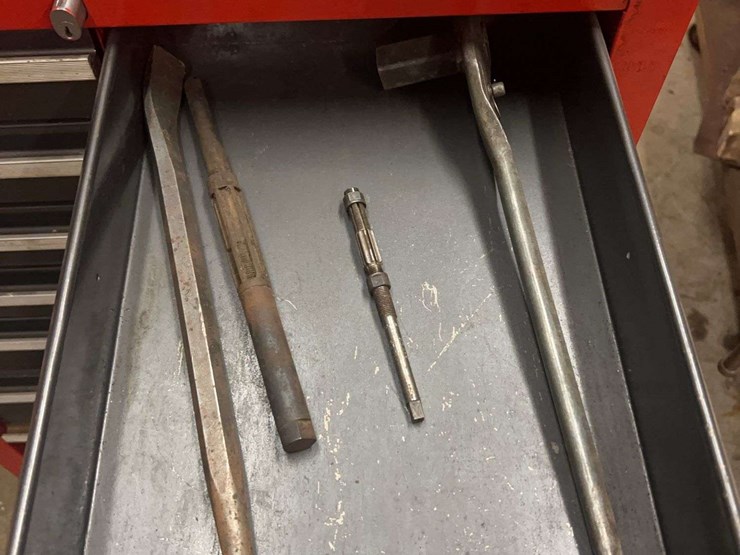 craftsman-toolbox-with-contents-image-17