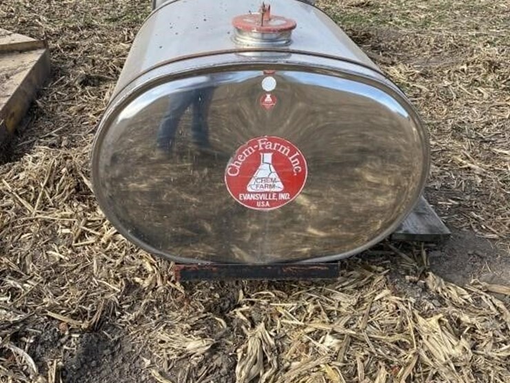 chen-farm-stainless-tanks-image-2