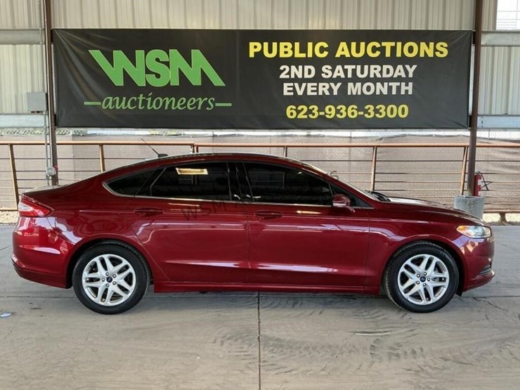 2016-ford-fusion-se-sdn-image-1