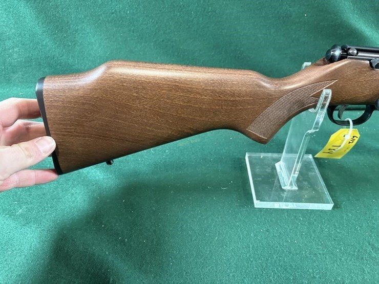 new-savage-mdl.93r17-17hmr-rifle-image-2