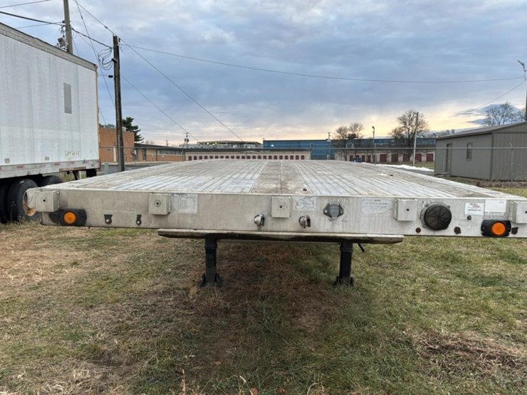 #153-•-1991-ravens-flat-bed-trailer-image-7