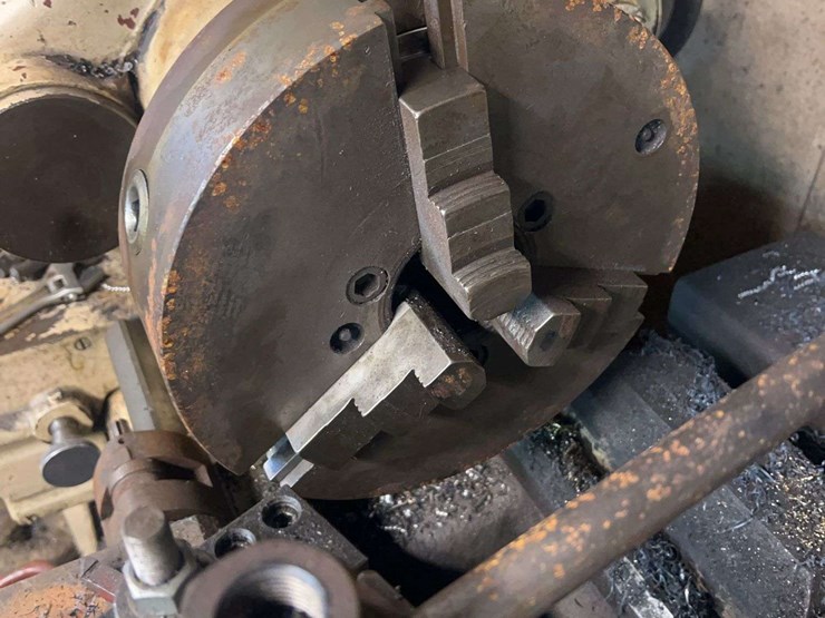 large-lathe-and-lathe-supplies-image-24