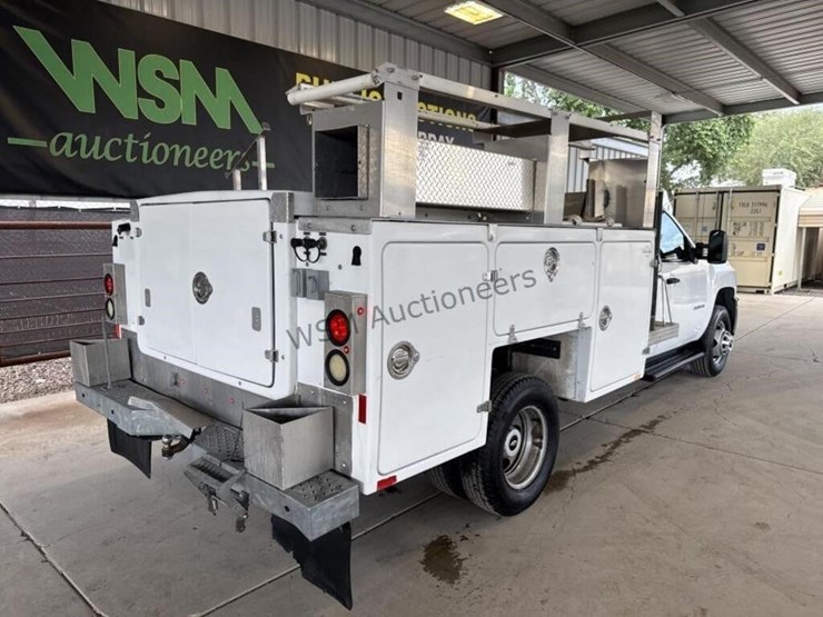 chevrolet-silverado-3500hd-image-8