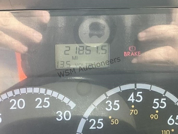 2008-sterling-l8500-image-25