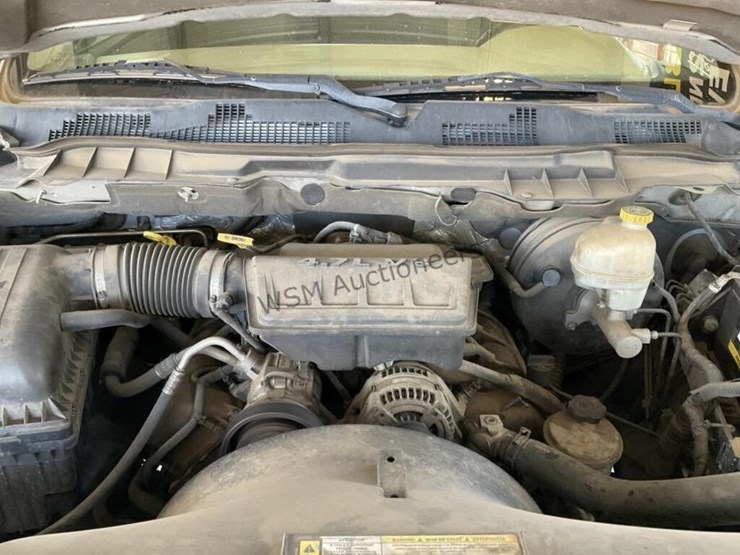 2011-dodge-1500-image-10