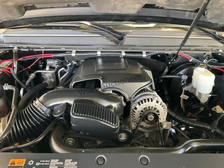 chevrolet-tahoe-image-9