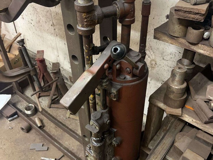 large-shop-press-and-dies-image-7