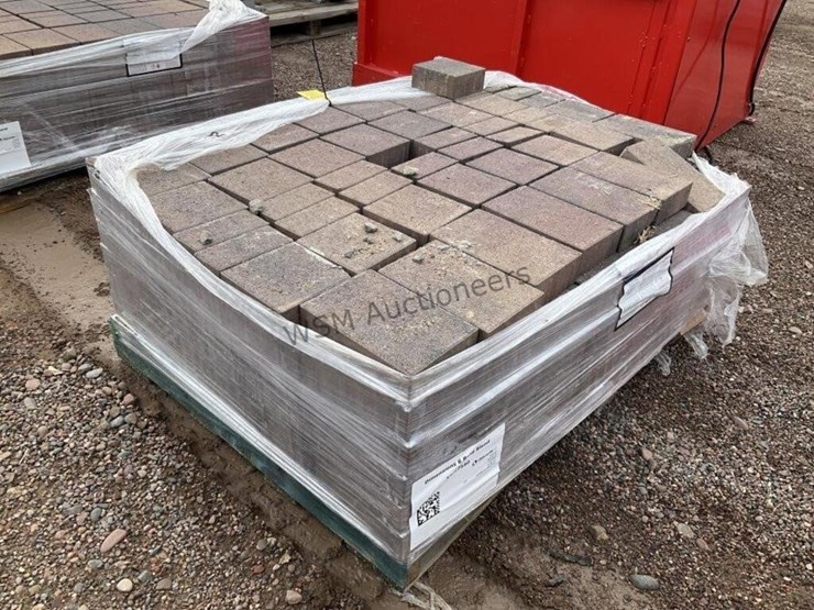 pallet-of-stone-pavers-image-2