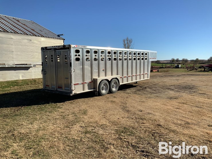 wilson-livestock-trailer-image-5