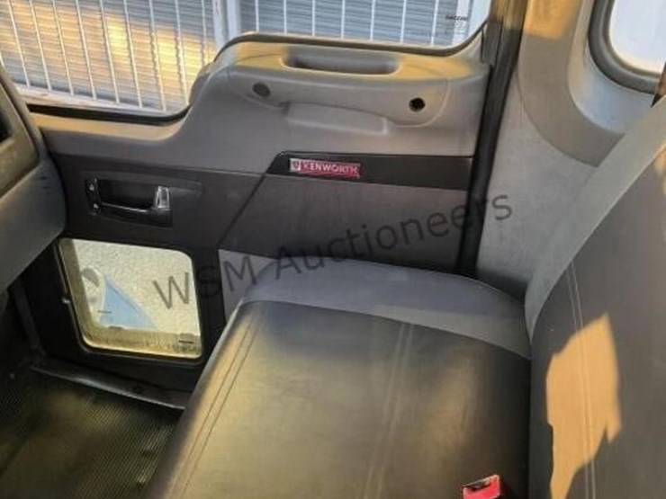 kenworth-t370-image-23