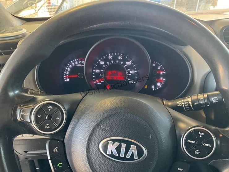 2015-kia-soul-sdn-image-16