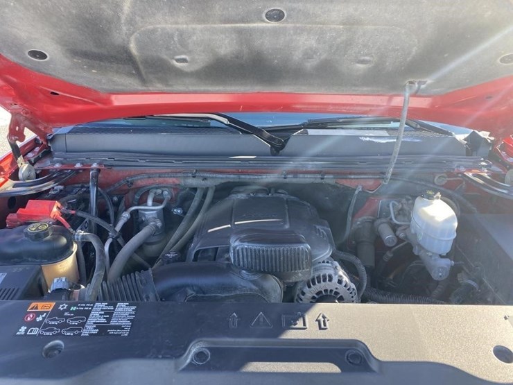 2013-gmc-2500-image-14