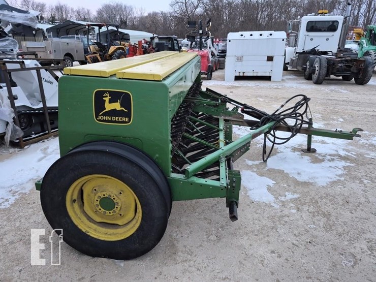 john-deere-8300-image-4
