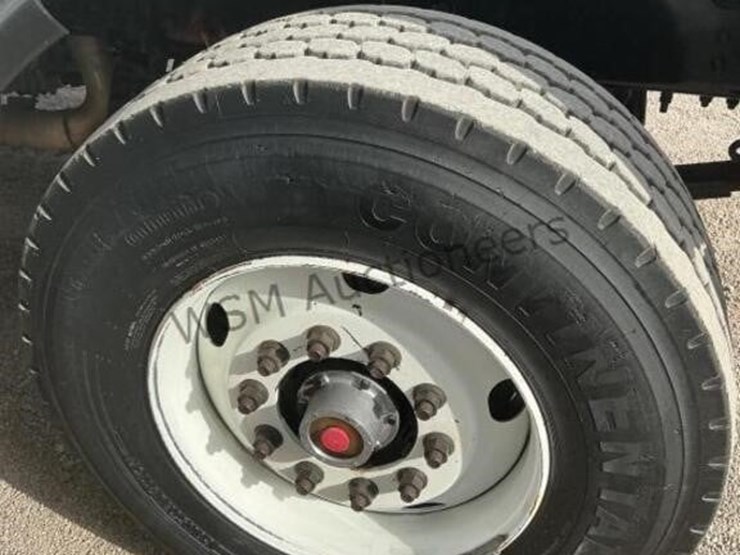 2007-sterling-l7500-image-16