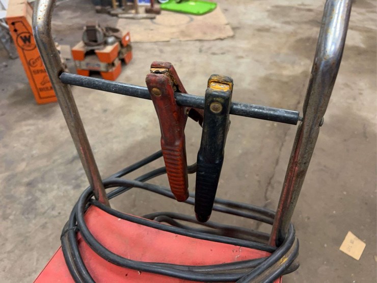 snap-on-battery-charger-image-4