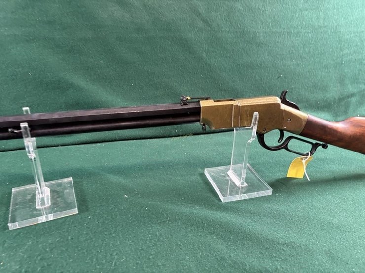 1860-henry-replica-non-firing-rifle-image-8