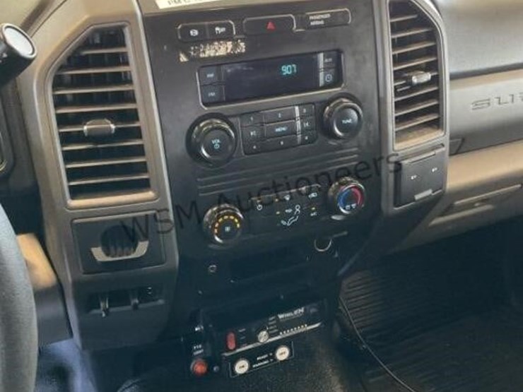 2017-ford-f550-image-23