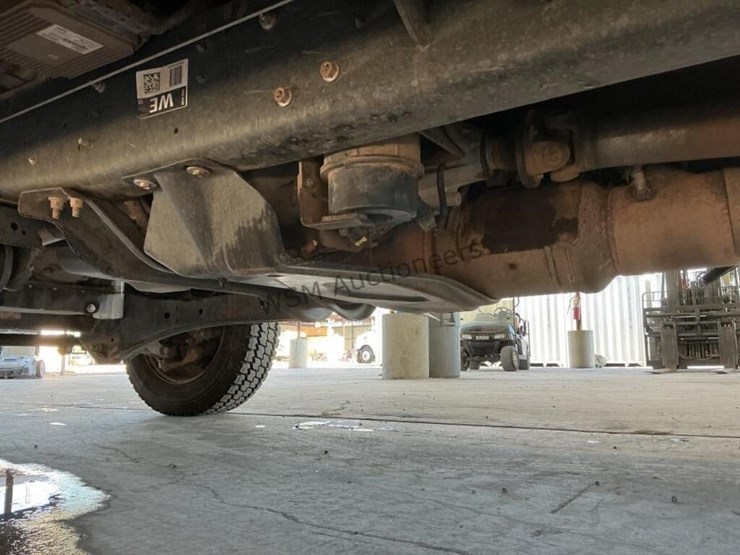 2016-ford-f550-image-27