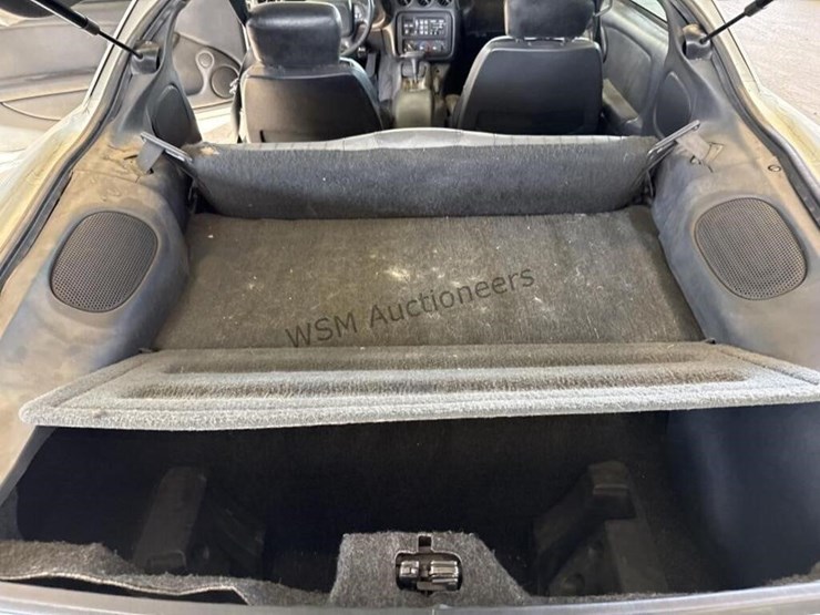 1996-pontiac-firebird-coupe-image-10