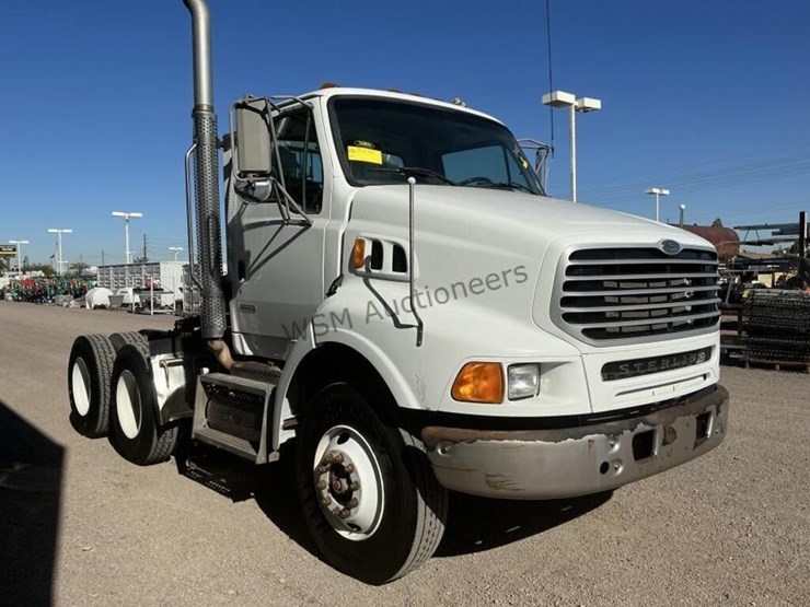 2008-sterling-l8500-image-4
