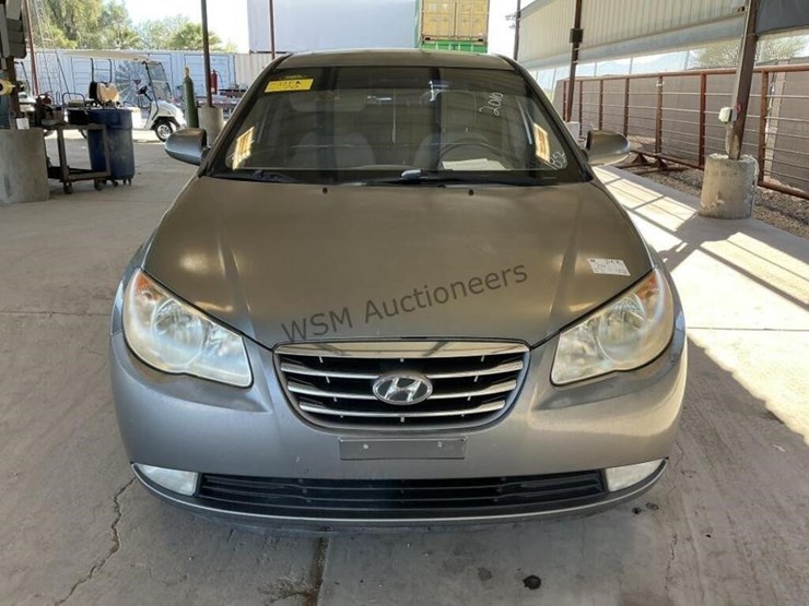 2010-hyundai-elantra-sdn-image-3