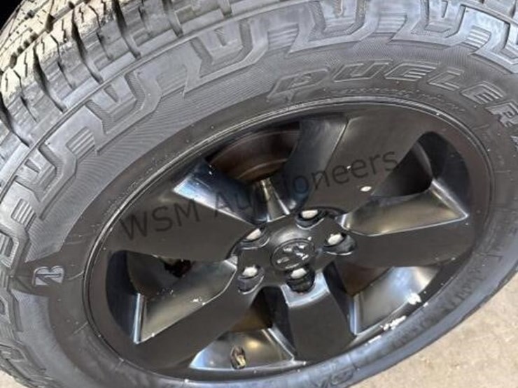 2017-ram-1500-lone-star-image-12