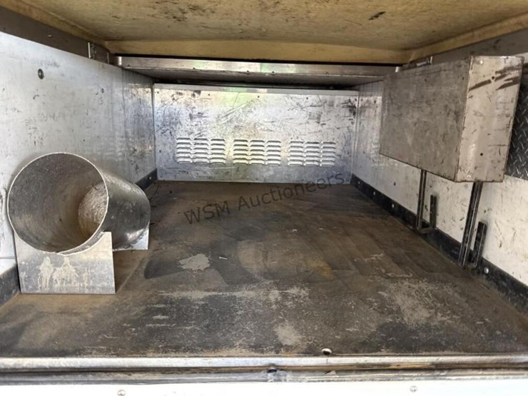 2006-ford-f450-image-13