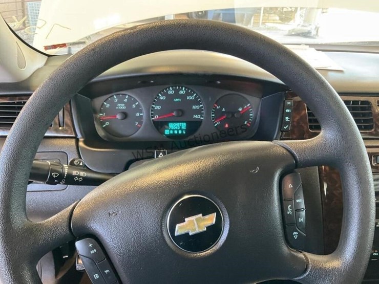 2016-chevrolet-impala-sdn-image-14