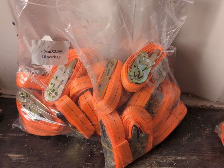 (20)-1-in-x-11.5-ft---hi-visibility-ratchet-straps-image-2