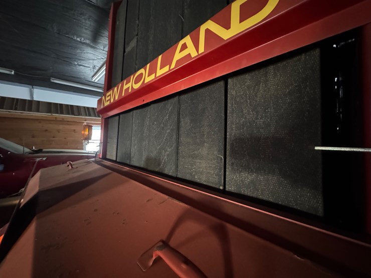 new-holland-658-image-6