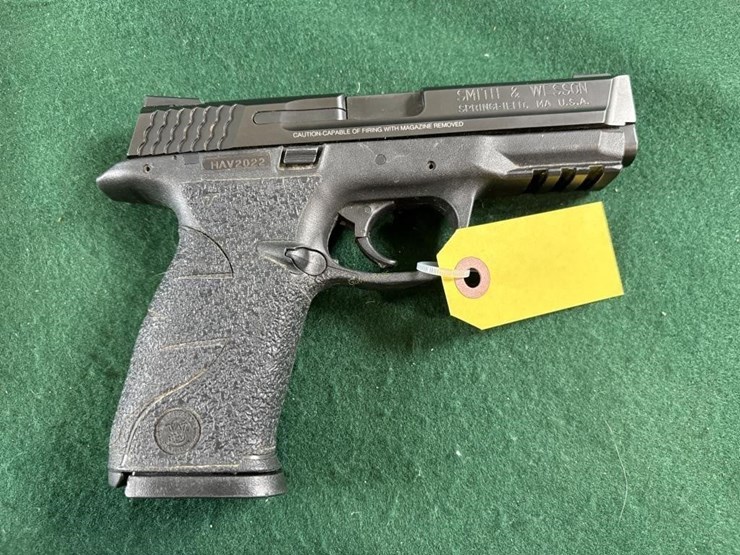 smith-&-wesson-m&p-9mm-pistol-image-3